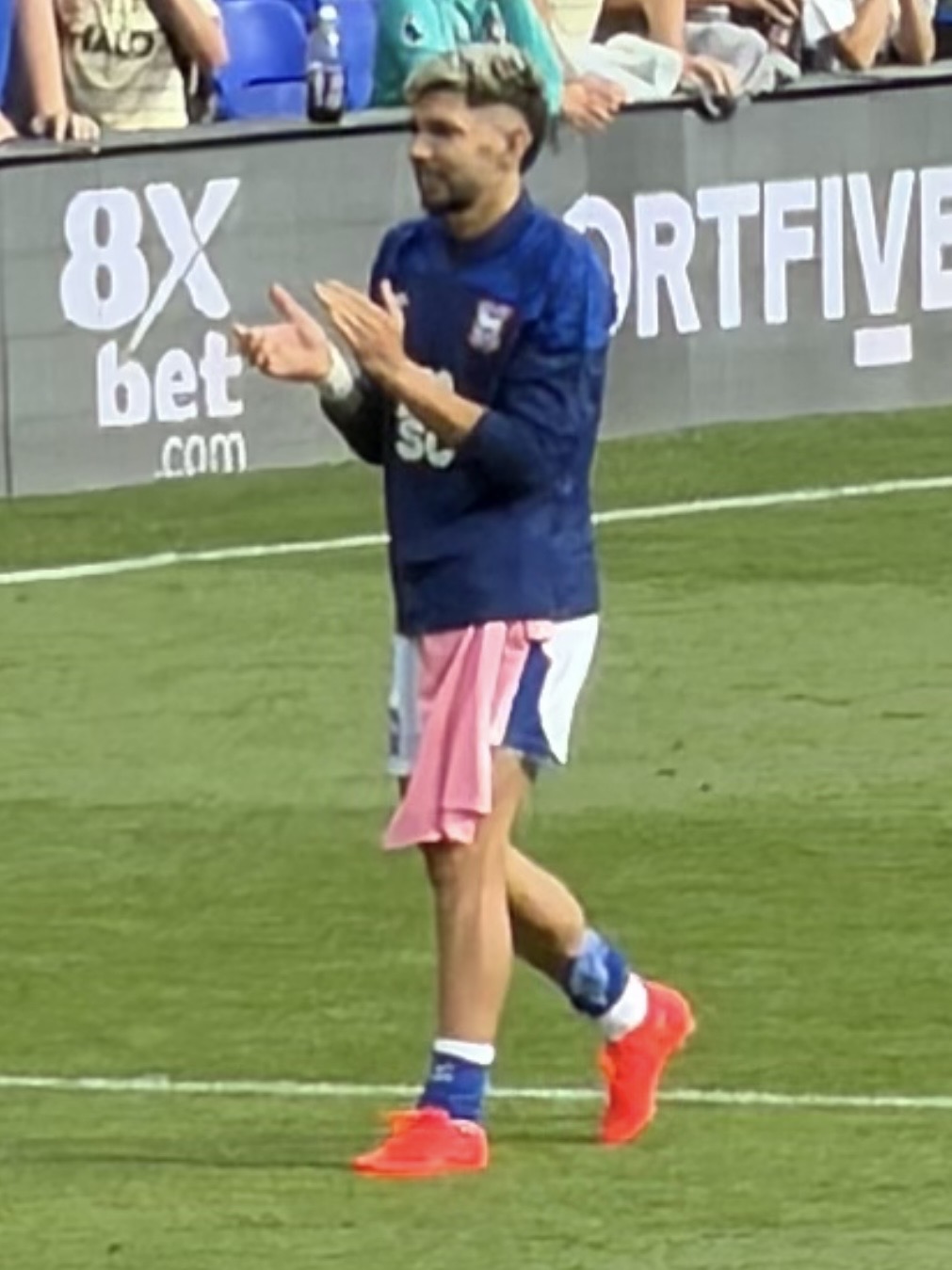 Julio Enciso berseragam Ipswich, 22 Agustus 2026