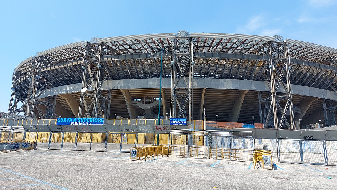 Bagian luar Stadion Diego Armando Maradona