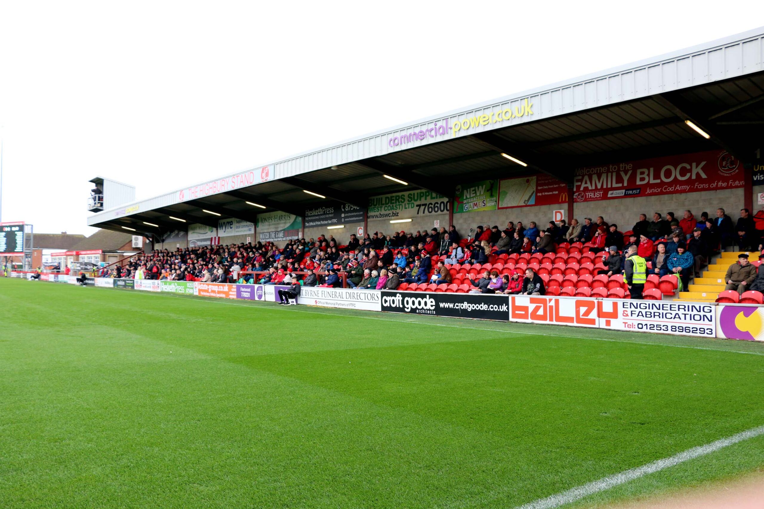 Highbury Stadium Fleetwood, 28 Oktober 2017
